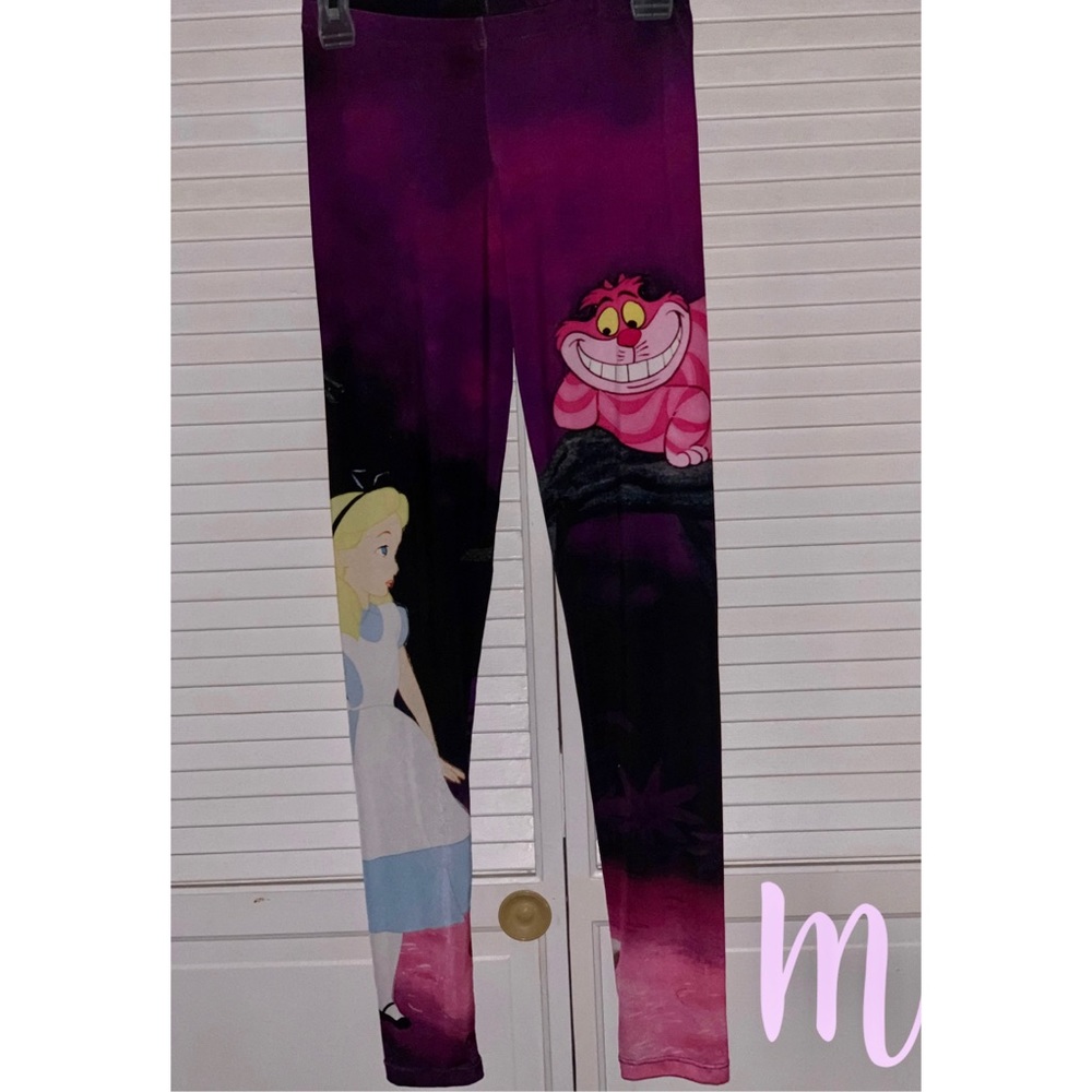 Alice and Wonderland Leggings